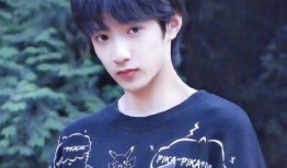 主持人要求刘耀文爆料视频,揭秘幕后的精彩瞬间