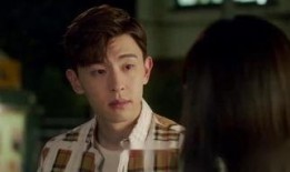 屋 在线观看,在线观看，揭秘神秘屋中惊悚故事