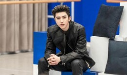 爆料蔡徐坤连麦事件视频,揭秘网络红人幕后真相