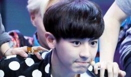 金泰亨爆料女友了吗视频,揭秘明星恋情背后的真相