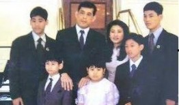 安德鲁最新爆料泰国王室,安德鲁独家爆料揭秘王室真相！”