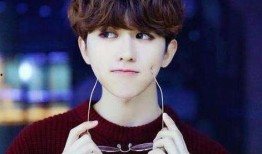 蔡徐坤的老粉爆料视频在线观看,独家爆料视频带你回顾偶像成长历程