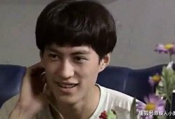 靳东儿时发小爆料视频,童年趣事曝光，兄弟情深引网友热议