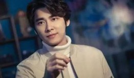 李易峰真实身高爆料视频,真实身高曝光，网友热议